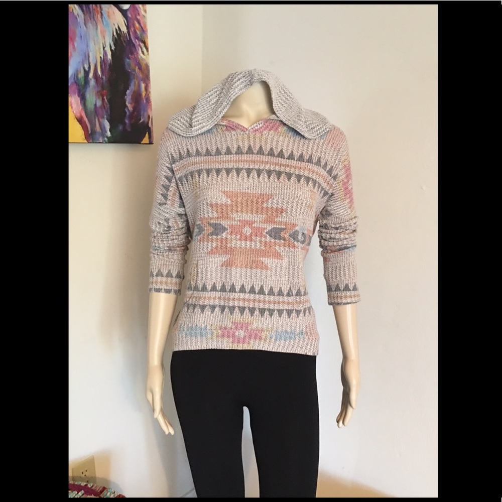 Long Sleeve Aztec Print Sweater